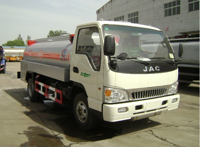 江淮攪拌車 高效可靠的4-5方移動(dòng)攪拌解決方案